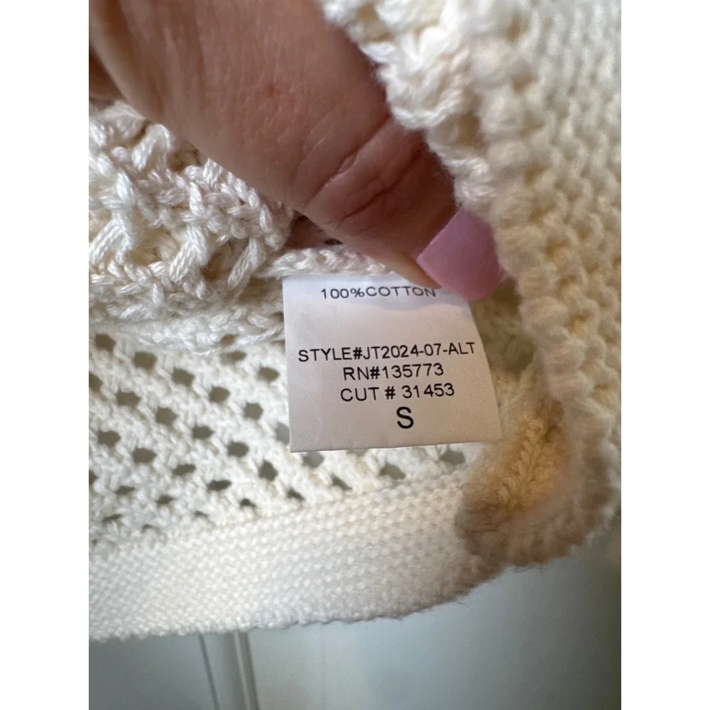 Altar'd State Ivory Crochet Sweater crop Sleeveless Open Knit Cotton Top Small - Picture 5 of 5